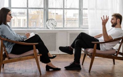 Therapy vs Coaching: How to Tell Which Is Right for You